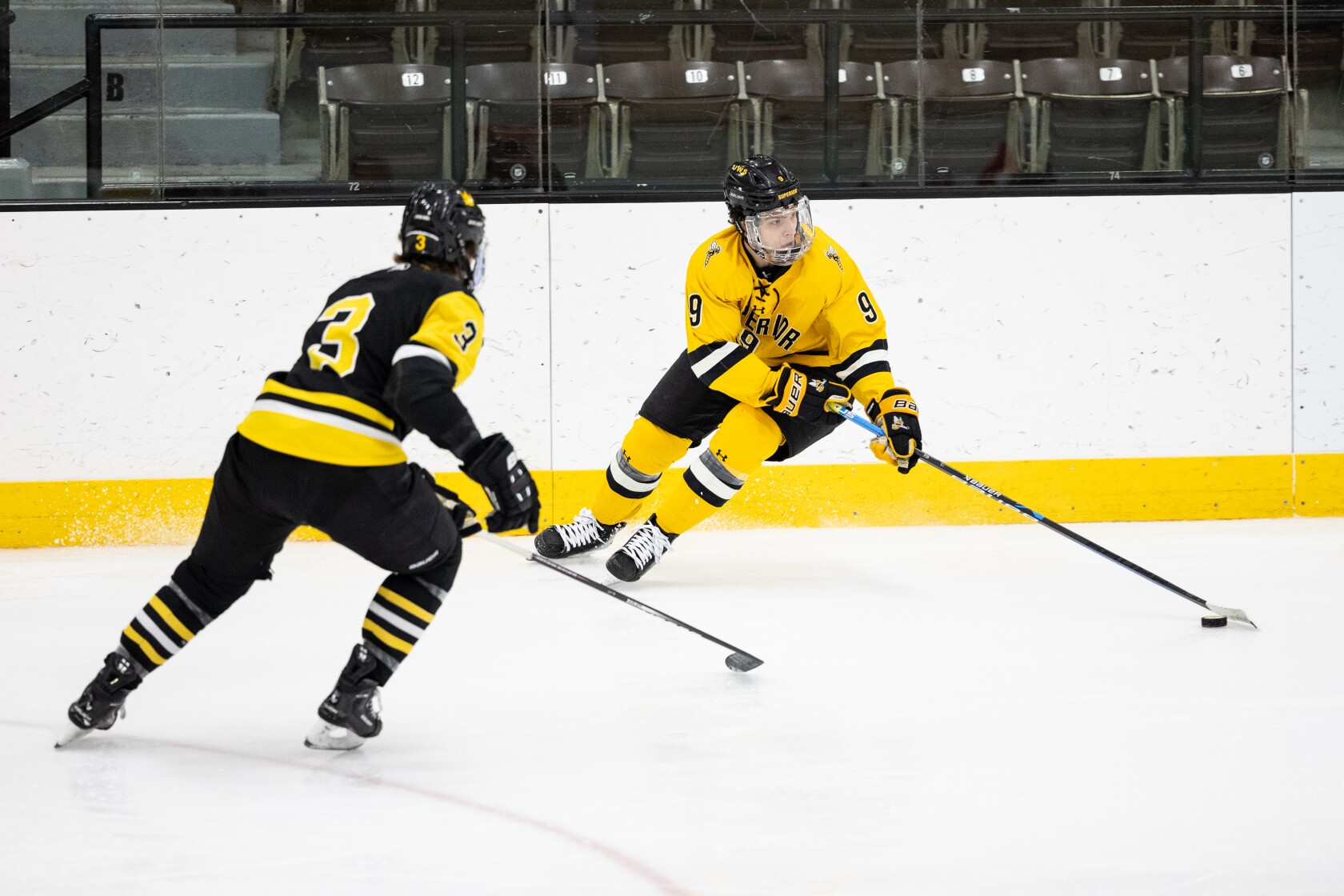 Yellowjackets report Good run continues for UWS men's hockey Duluth